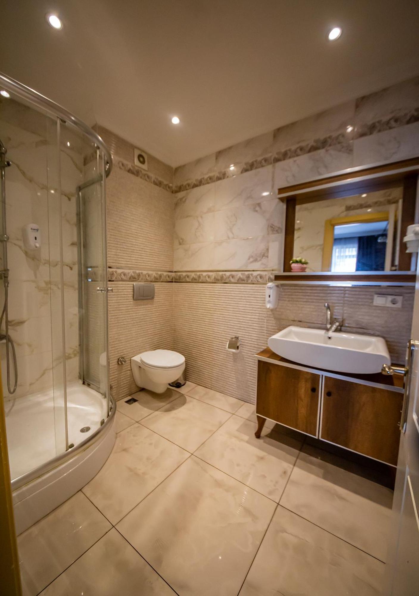 Royal Garden Suite And Hotel Istanbul Luaran gambar
